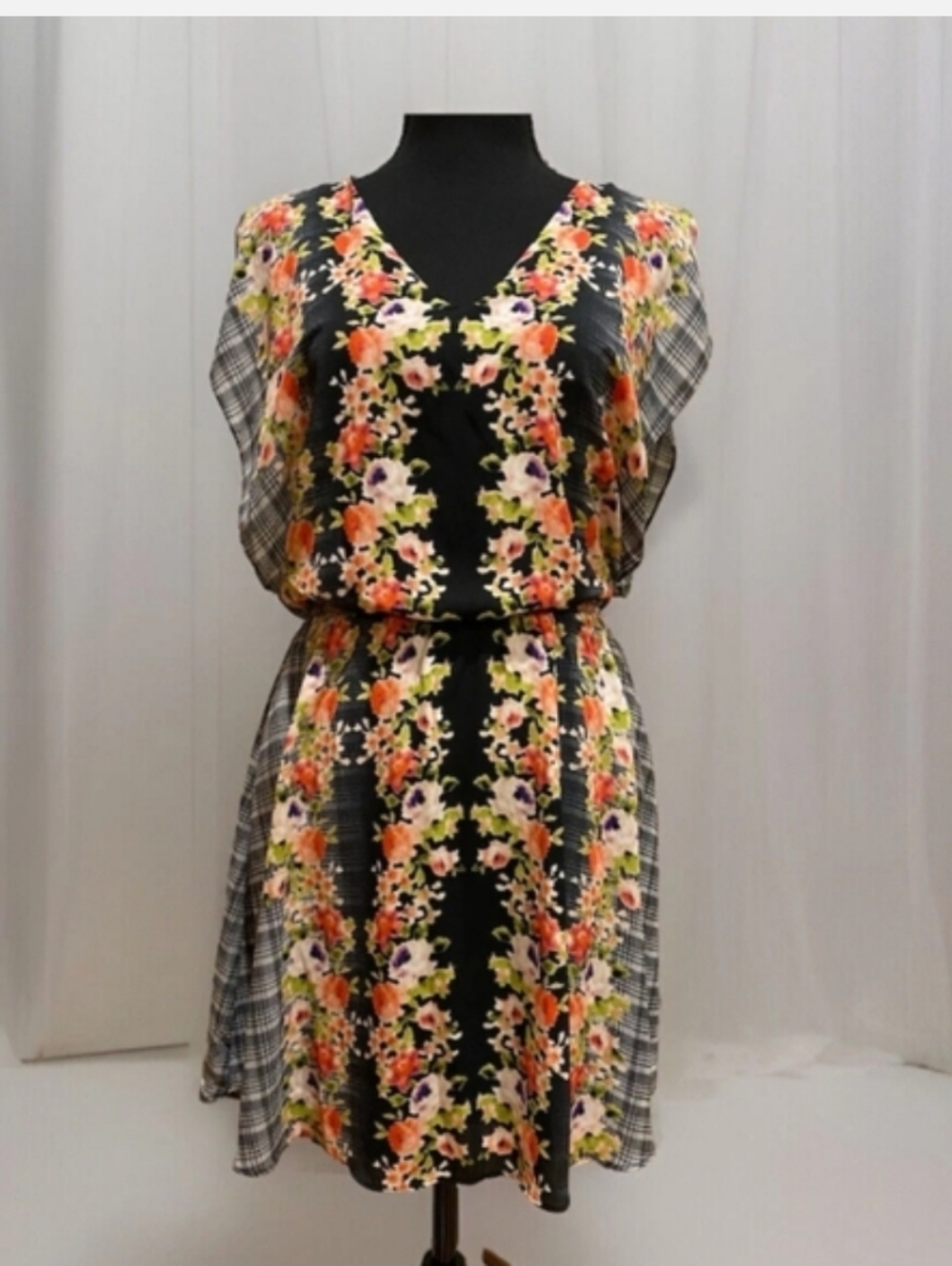 Candie's Orange and Black V-Neck Sundress - Picture 2 of 7